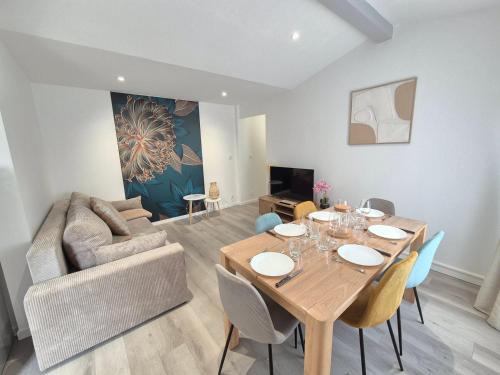 Cholet Apartment | Appartement "Le Lotus" centre Cholet 6pers