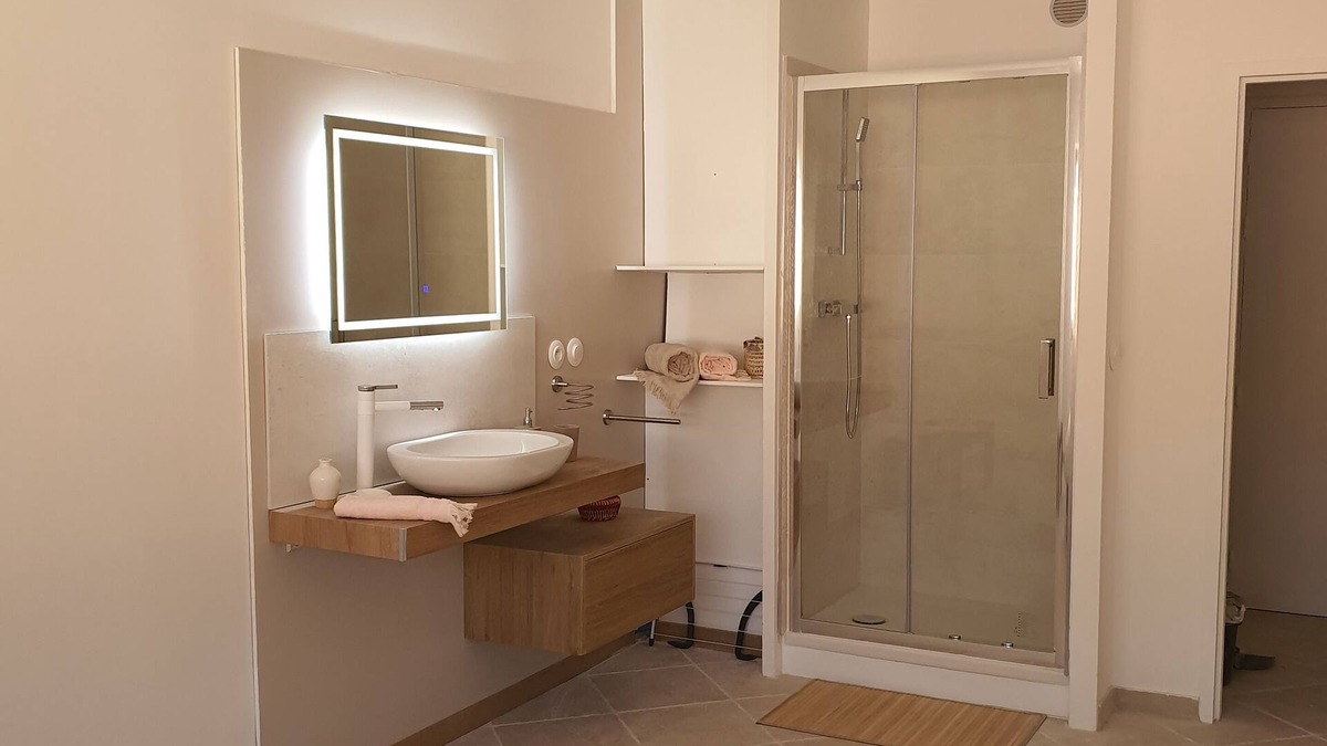 Montelimar Apartment | Appartement Le Nougat Bleu