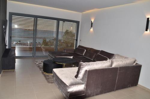 Beni Ansar Apartment | Appartement luxe marchica med atalayoun