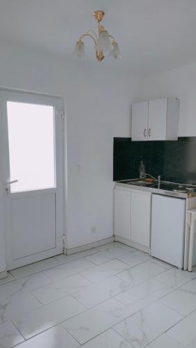 Amblainville Apartment | Appartement meublé de 3 lits