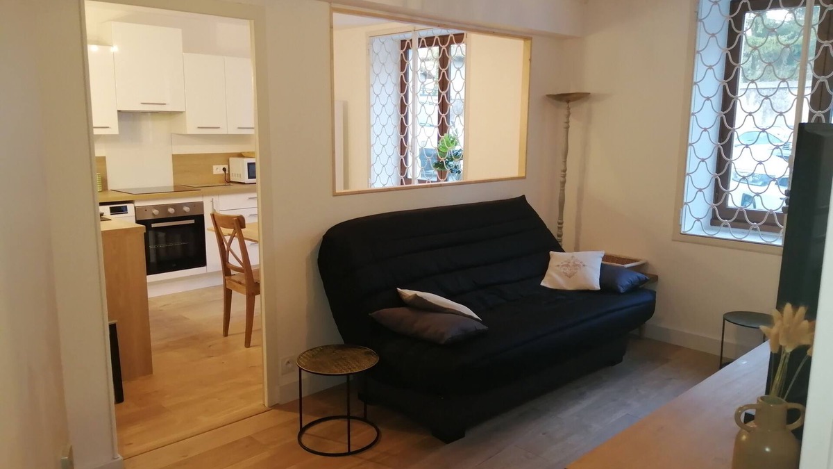 Vizille Apartment | Appartement Neuf Pour 6 Personnes Face au Parc du Château