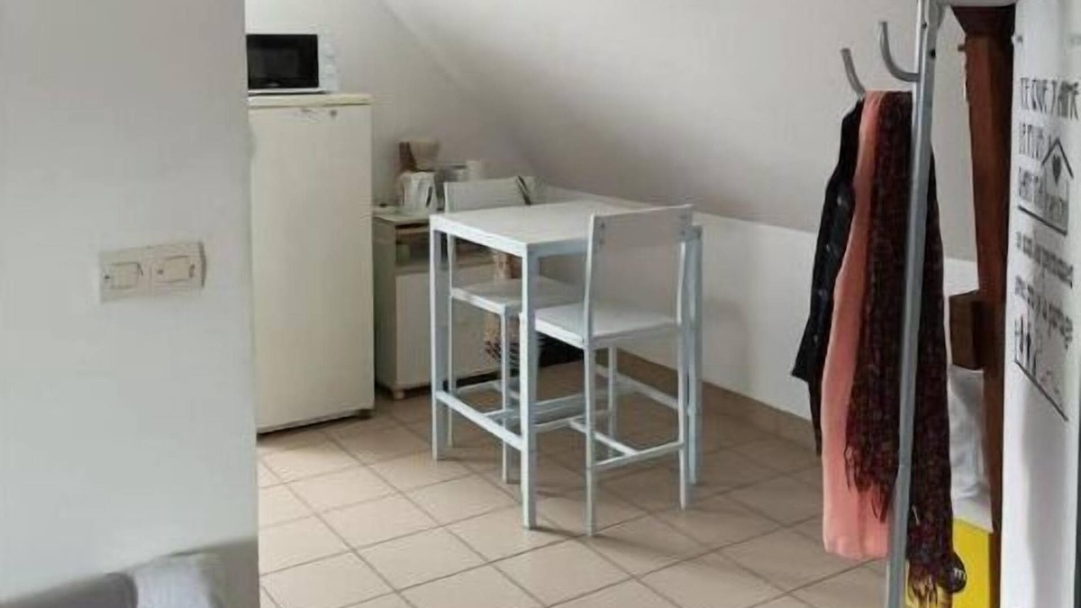 Louverne Apartment | Appartement niafles vacances