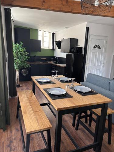 Fontenay-le-Comte Apartment | Appartement plein coeur de ville