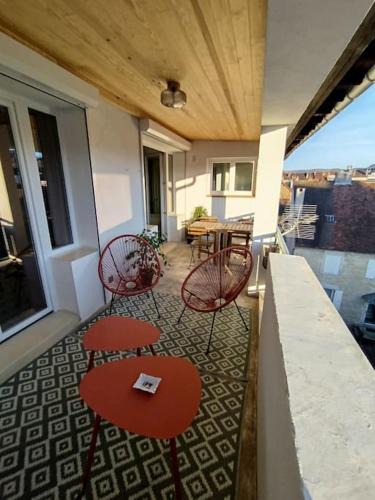 Lons-le-Saunier Apartment | Appartement plein centre avec terrasse