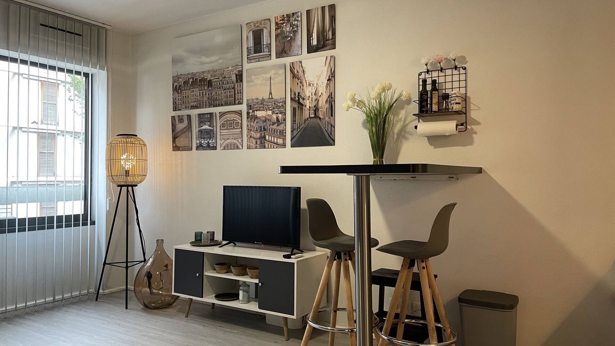 Ivry-port Apartment | Appartement Proche Paris, Place de Parking, Wifi, Netflix