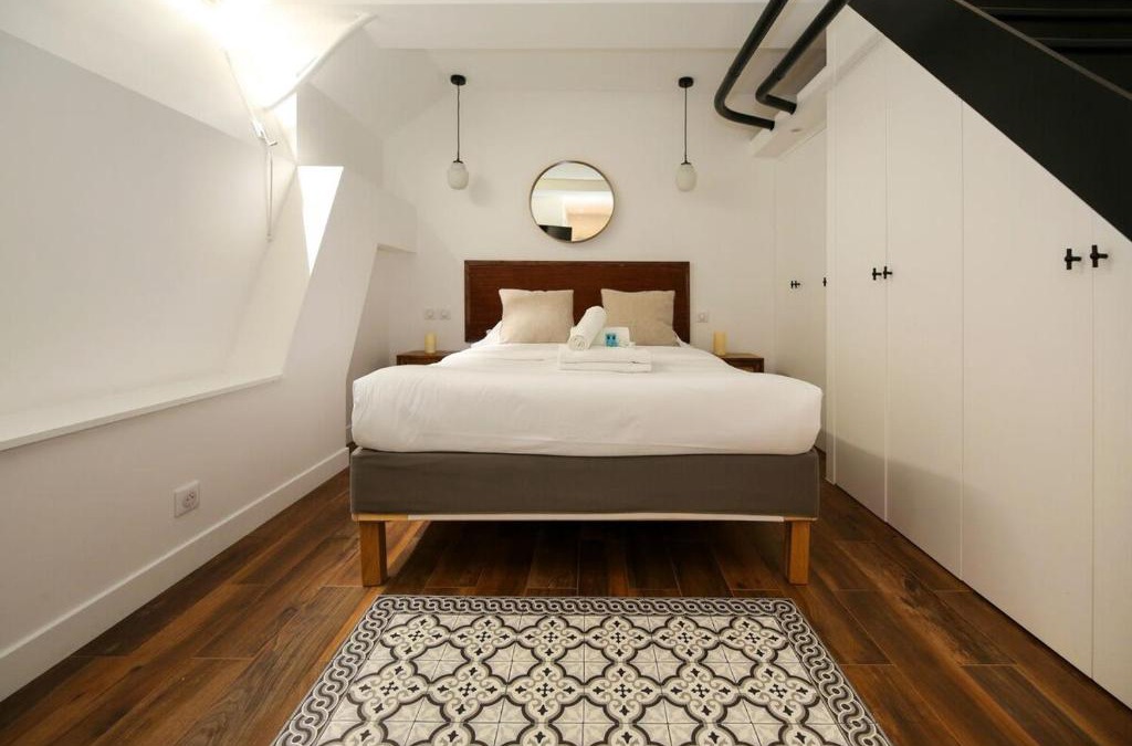 Quartier des Grandes-Carrieres Apartment | Appartement proche des celebres puces de Paris 4P