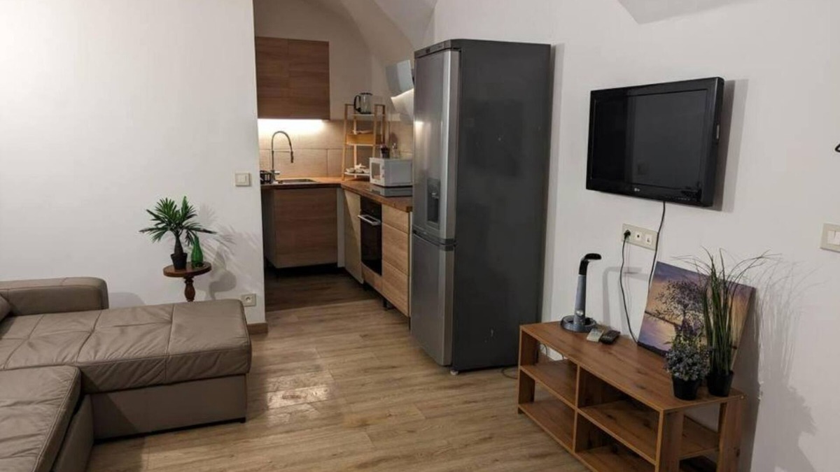 Pourrieres Apartment | Appartement Provençale Dans un Village Familiale