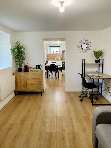 Herimoncourt Apartment | Appartement rénové avec parking facile