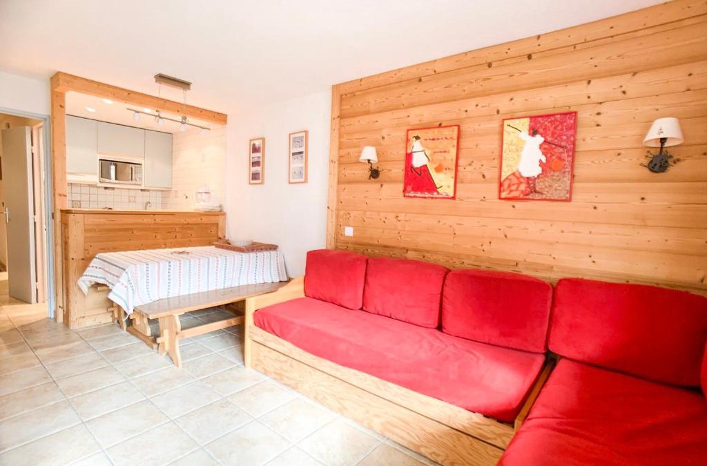 Val Claret Apartment | Appartement Rénové, Confortable, Pieds des Pistes avec Balcon au Val Claret, Tignes - FR-1-502-269