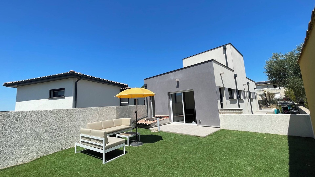 Bessan Apartment | Appartement Souplex Jardin à 15 Minutes des Plages du Cap Dagde