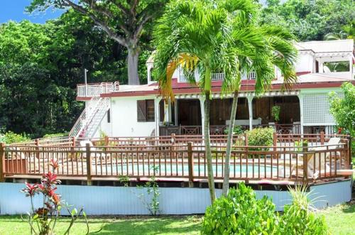 Deshaies Apartment | Appartement spacieux avec piscine à Deshaies 200 m² - Jardin privé