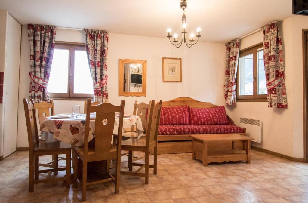 Val Cenis Apartment | Appartement spacieux au pied des pistes pour 6 personnes, Lanslevillard-Val Cenis - FR-1-508-11