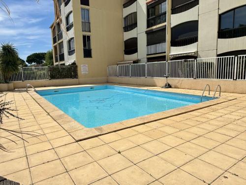 Argeles Plage Apartment | Appartement Studio cabine 4 couchages ARGELES SUR MER AR030-057