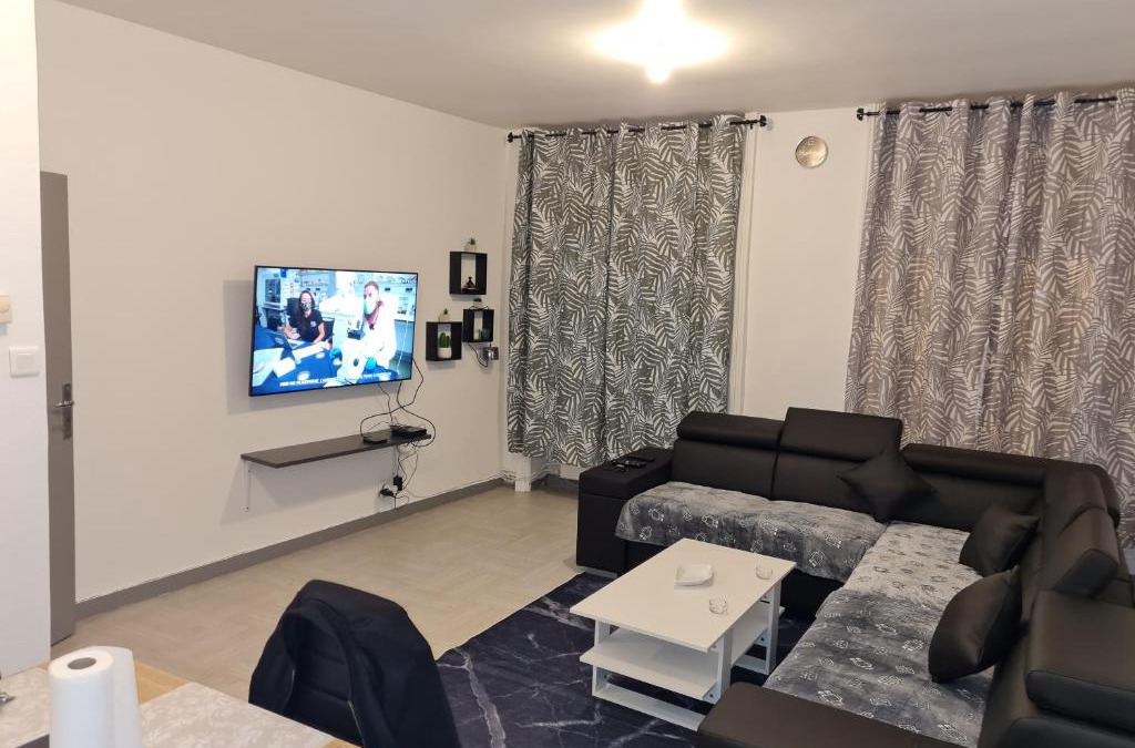 Bellevue - Le Mont - La Jomayere Apartment | Appartement t2 calme spacieux Saint-Étienne bellevue