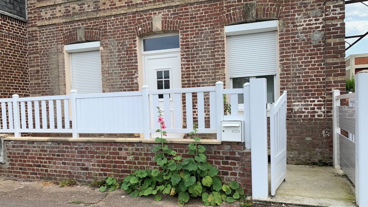 Gournay-en-Bray Apartment | Appartement T2 spacieux refais à neuf à 5 minutes du centre ville lieu calme