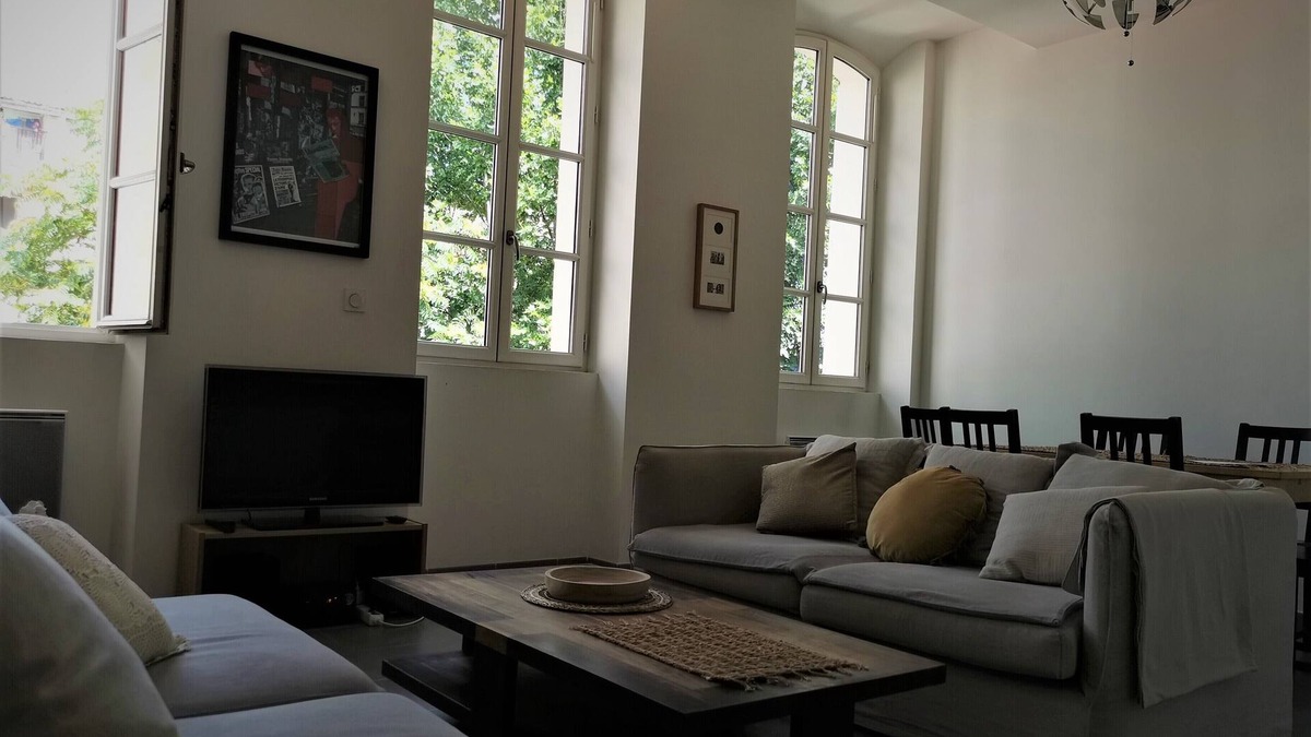 Le Camas Apartment | Appartement T3 Calme et Lumineux en Hyper Centre à Marseille