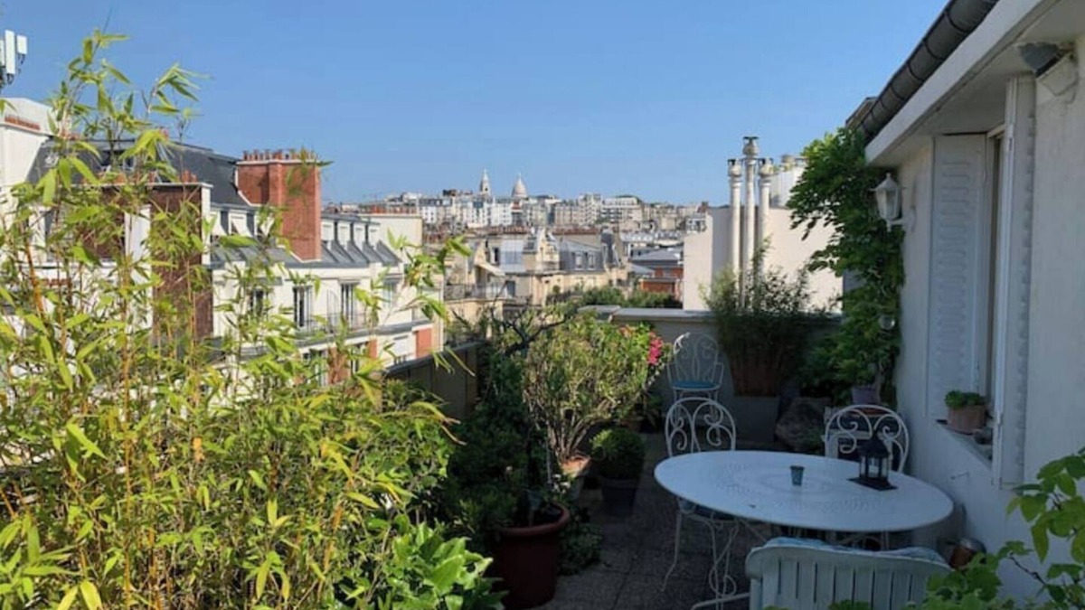 Quartier des Grandes-Carrieres Apartment | Appartement Terrasse Avec vue sur le Sacré Coeur