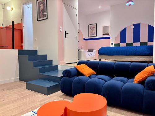 Castres Apartment | Appartement Thème Années 60' l Baignoire Jets l Clim l Netflix