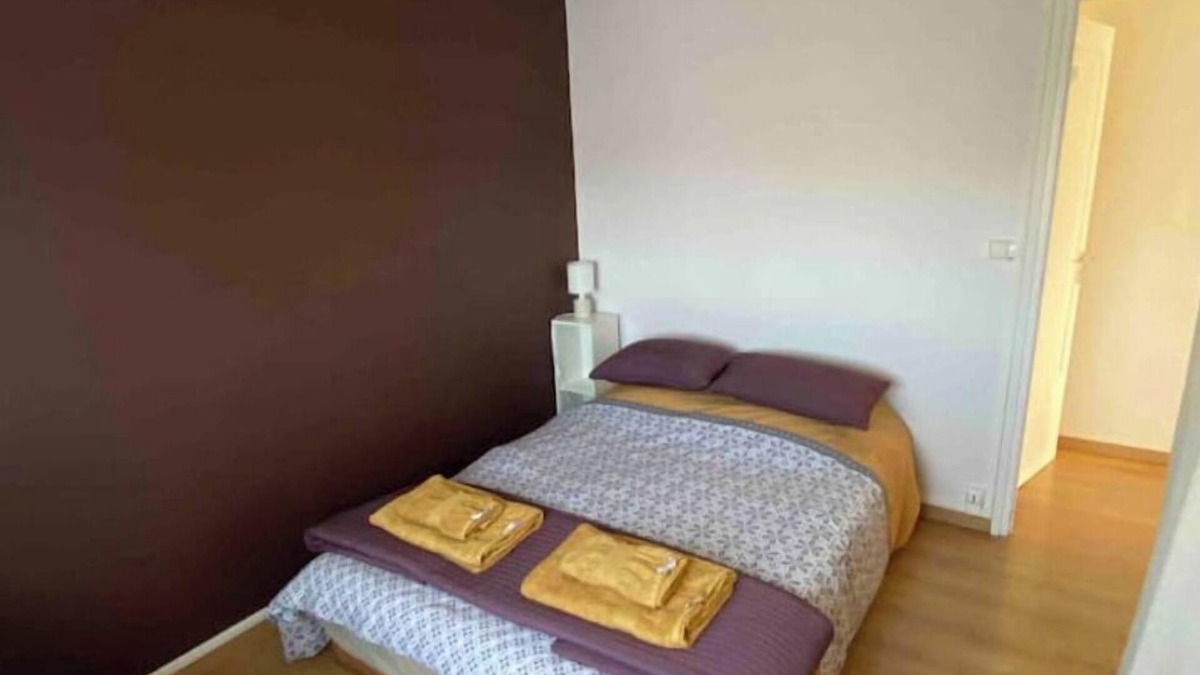 Marcq-en-Baroeul Apartment | Appartement Tranquille Près de L'hippodrome de Marcq en Baroeul