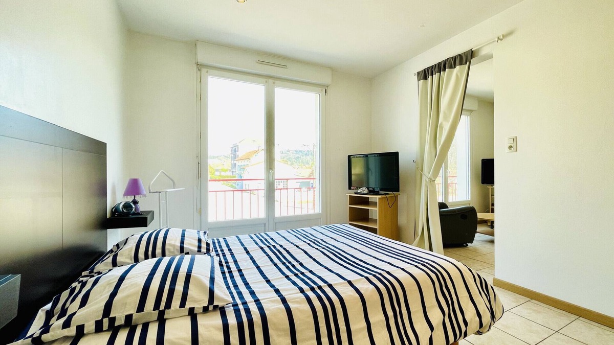 Forges-les-Bains Apartment | Appartement Verlaine