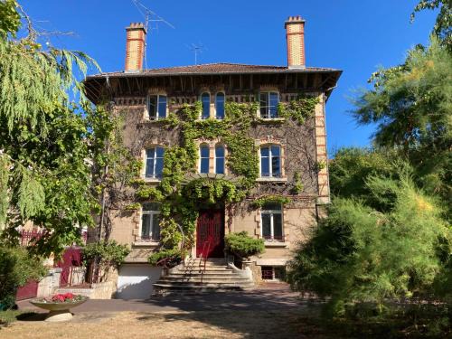 Poincare - Foch - Anatole France - Croix de Bourgogne Apartment | Appartement Villa Medreville