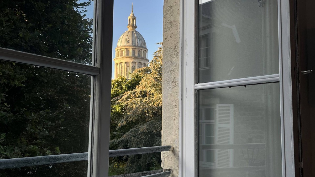 Ville Haute Apartment | Appartement vue Cathédrale