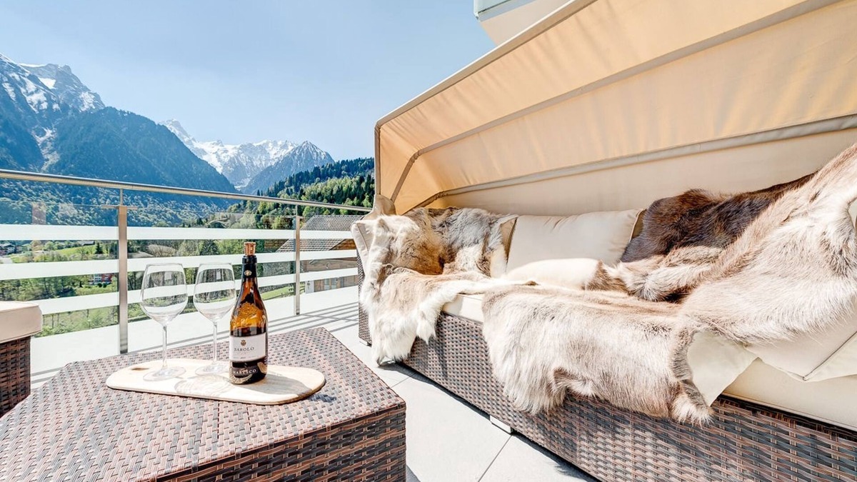 Buerserberg Apartment | Appartement Zimba Blick