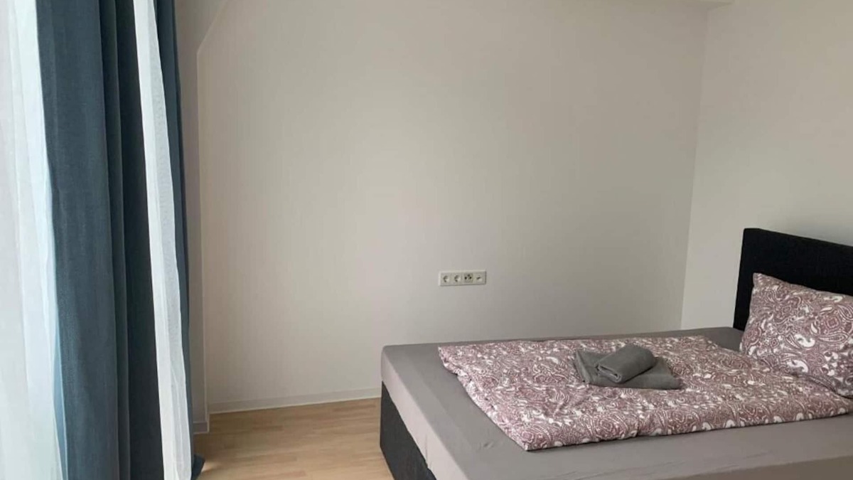 Gartenstadt Sud Apartment | Appartements in der Kornstraße. Apartment 3. (EG links)