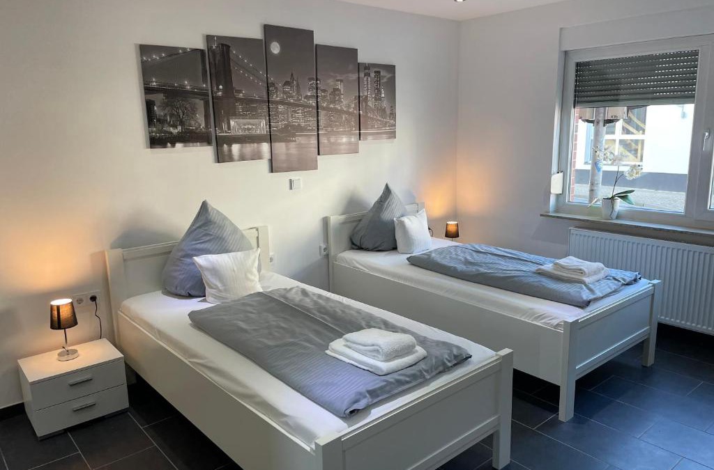 Ruhen Apartment | Appartment am Rosenplatz,24 Stunden Check in, Küche, kostenfreie Parkplätze