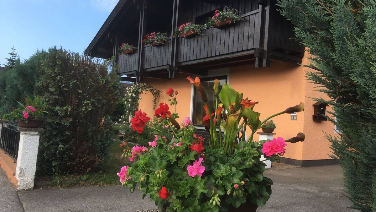 Grabenstatt Apartment | Appartment Gabi - 100 qm, für bis zu 4 Pers. 2 Schlafzi, 2 Bäder
