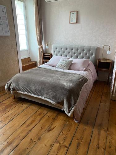 Le Faou House | Apparts 17 avec cachet au centre petite citée de caractère