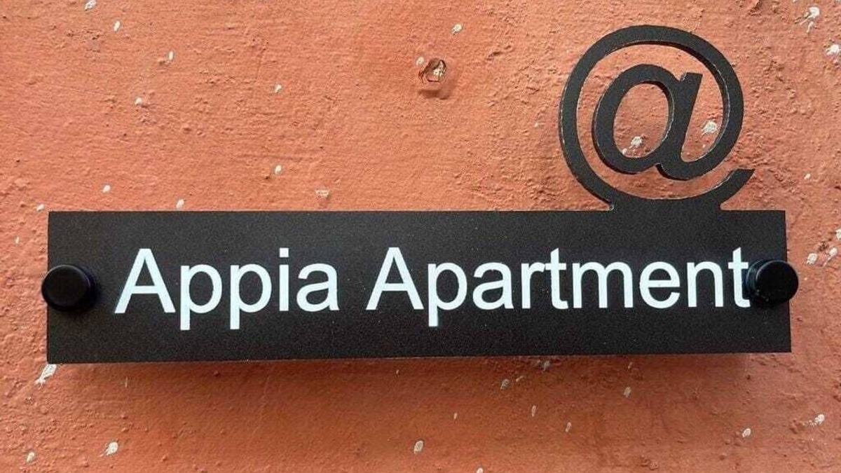 Santa Maria A Vico Apartment | Appia Apartment Fiorellino-Easy connects to Neaples, Caserta RoyalPalace, others