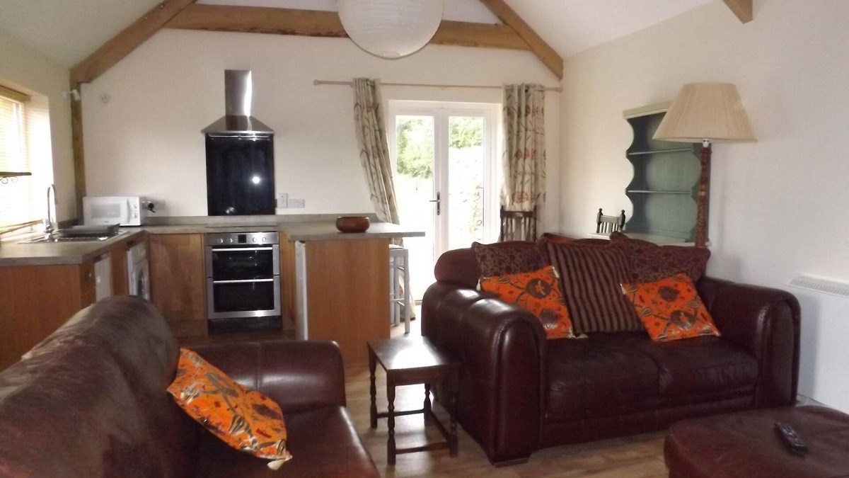 Heligan Cottage | Apple Cottage - Coombeshead Farm