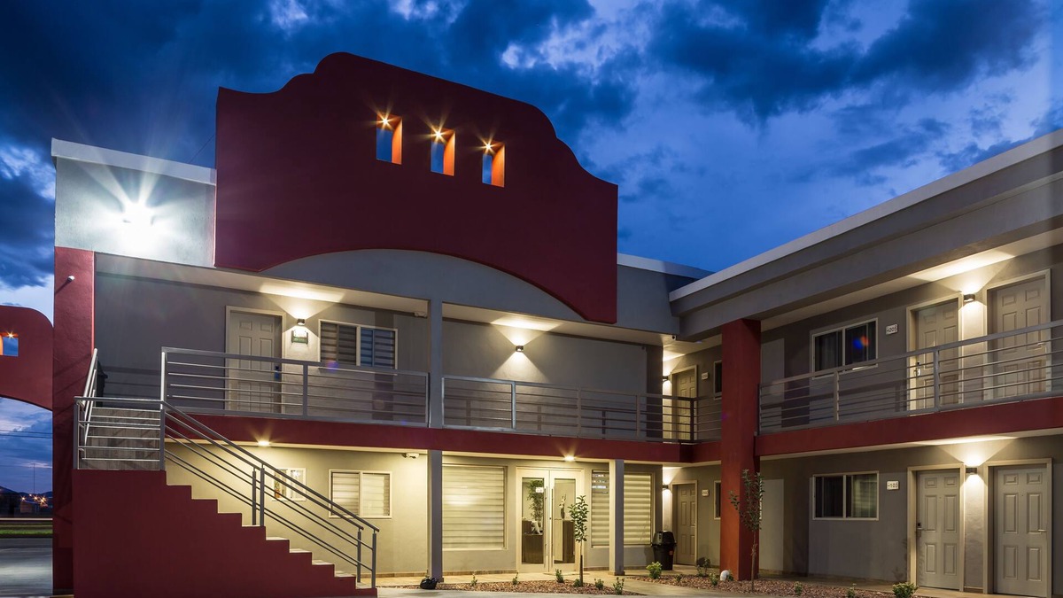 Cuauhtemoc Hotel | Apple Inn