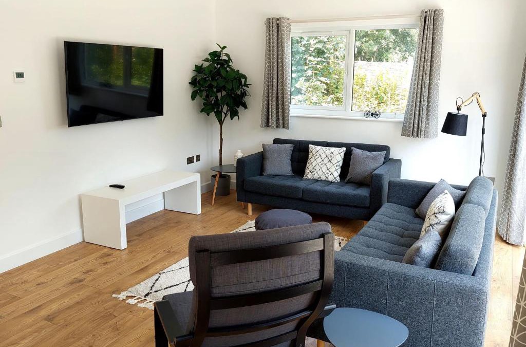 Liverton House | Apple Lodge