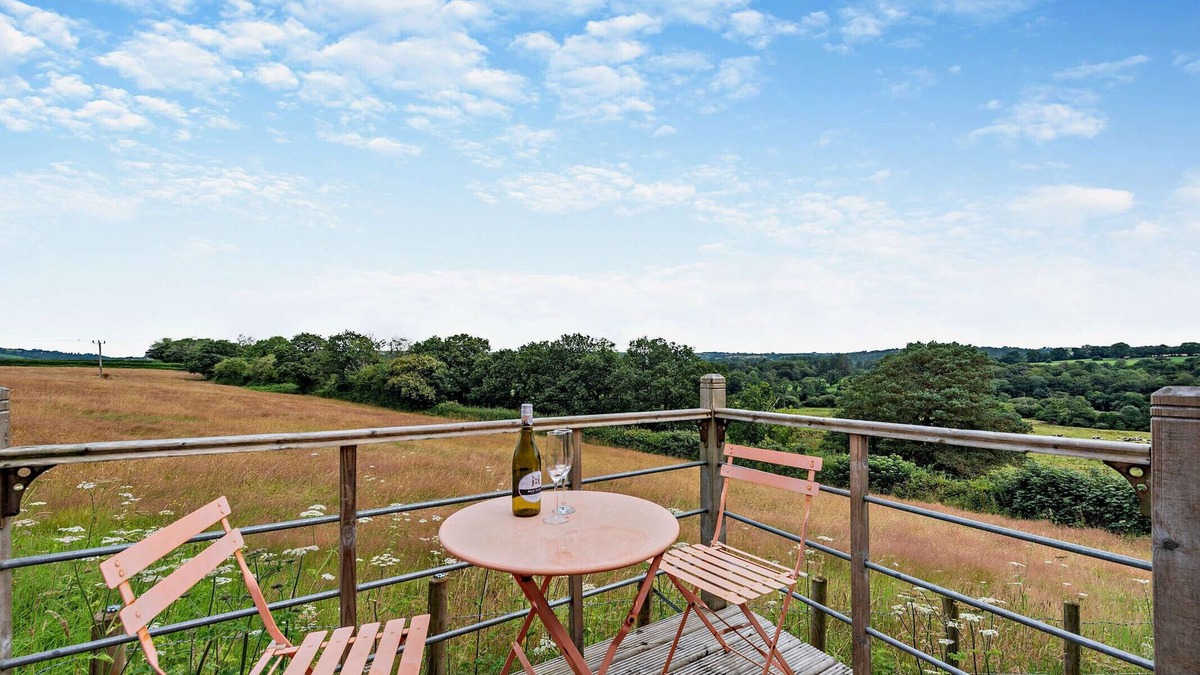 Dre-fach Felindre House | Apple Shack - One Bedroom House, Sleeps 2