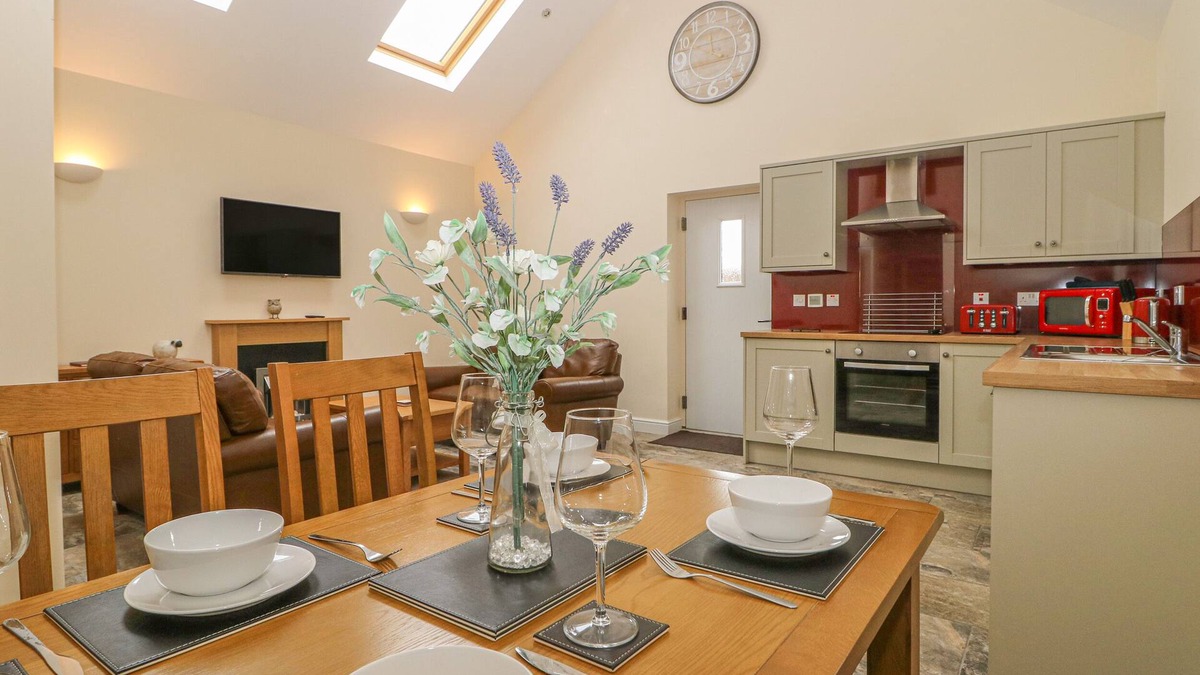 Dunnington Cottage | Apple Tree Cottage