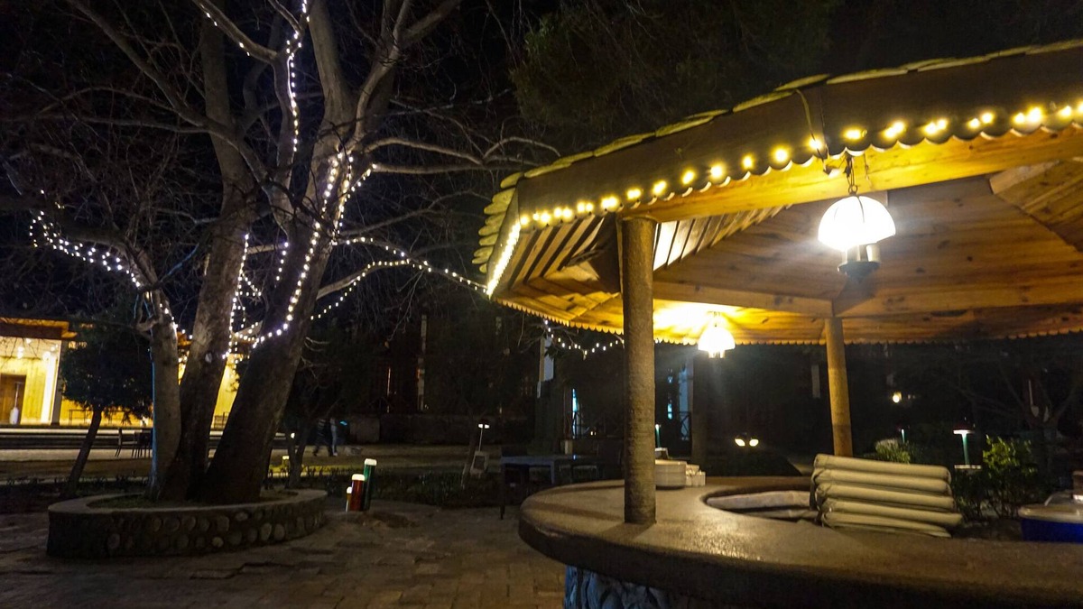 Mohal Hotel | Apple Valley Resort
