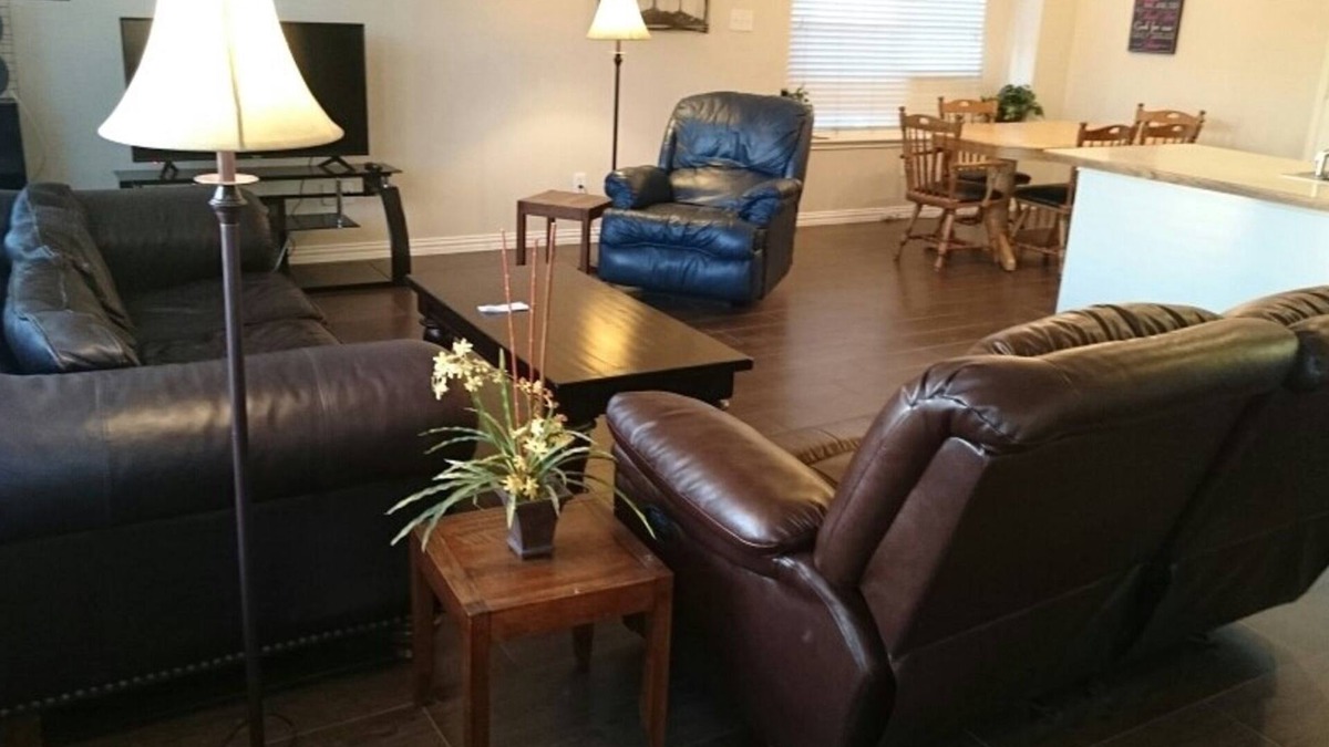 Melissa House | Applewood House - Available Monthly