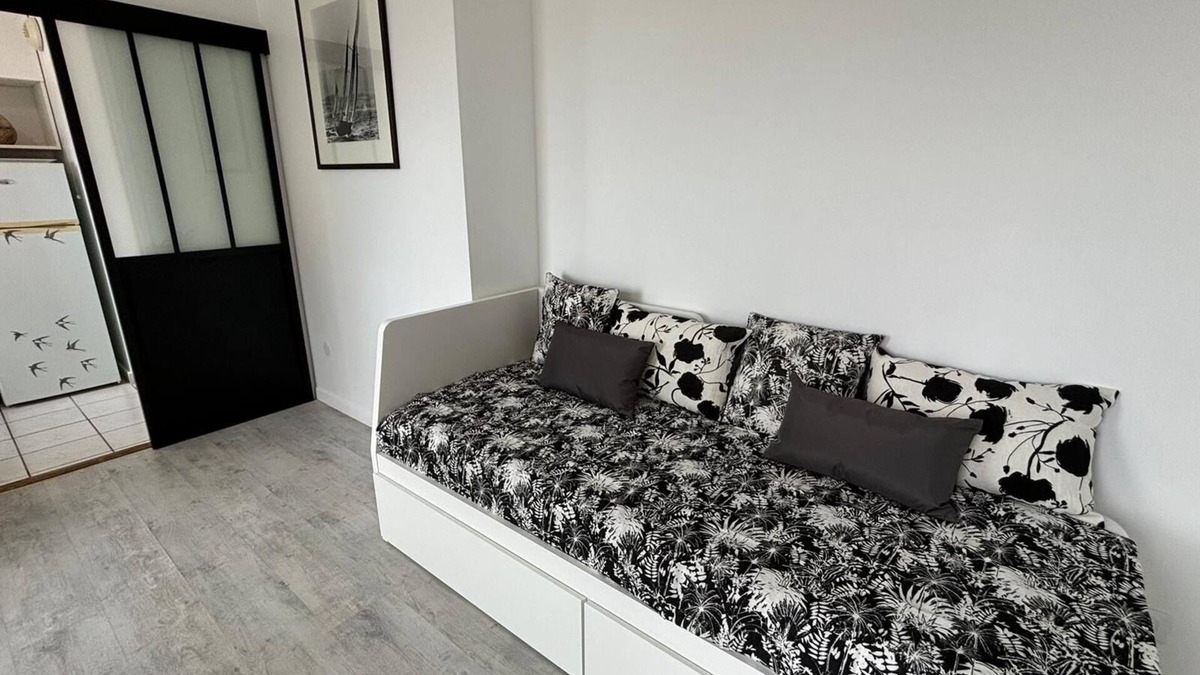 Saint-Denis Apartment | Appt 2p, Proche Nouvelle Station Pleyel St Denis M14