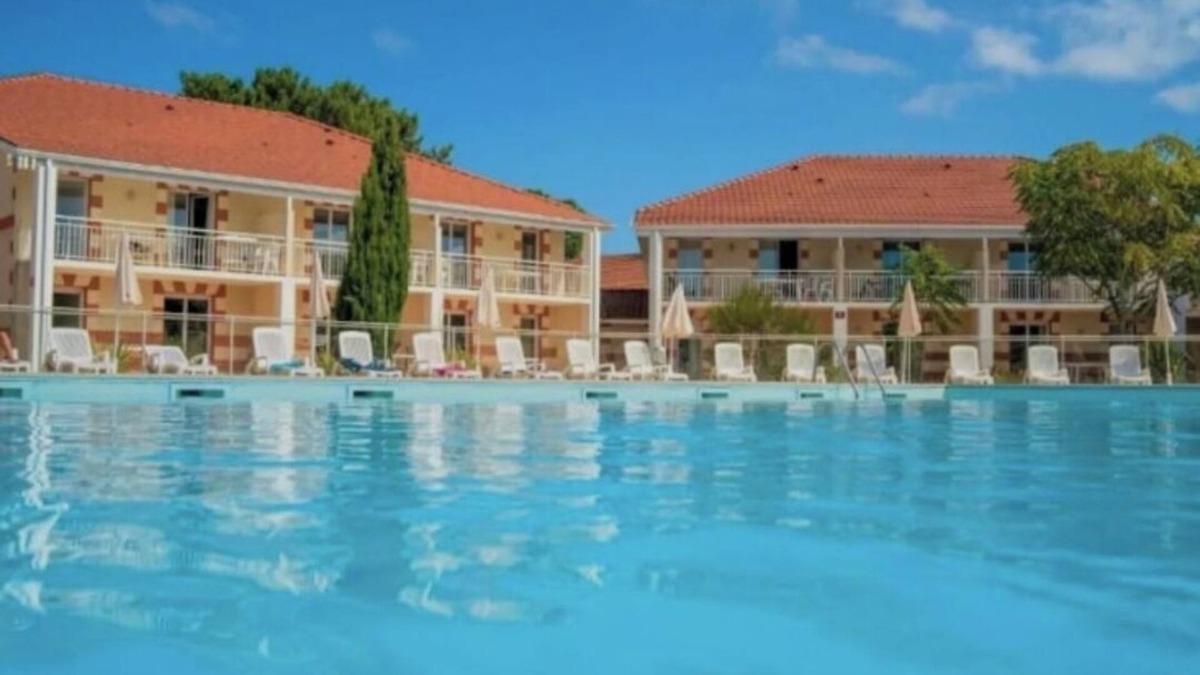 Le Verdon-sur-Mer Apartment | Appt 4/5 pers. in Verdon sur Mer in a 3-star tourist residence.