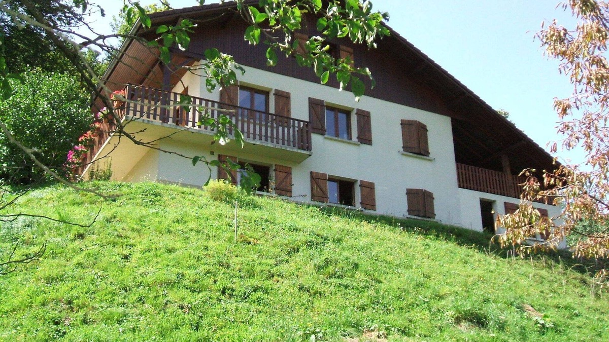 Travexin Apartment | Appt in chalet in the heart of the Vosges balloons