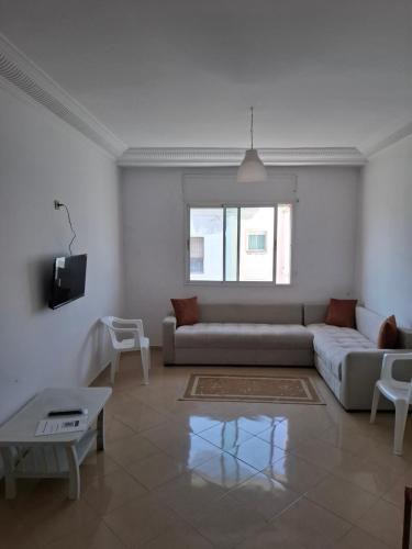 Bab Al Andalous I Apartment | Appt près Aéroport Tanger et centre transportation pub