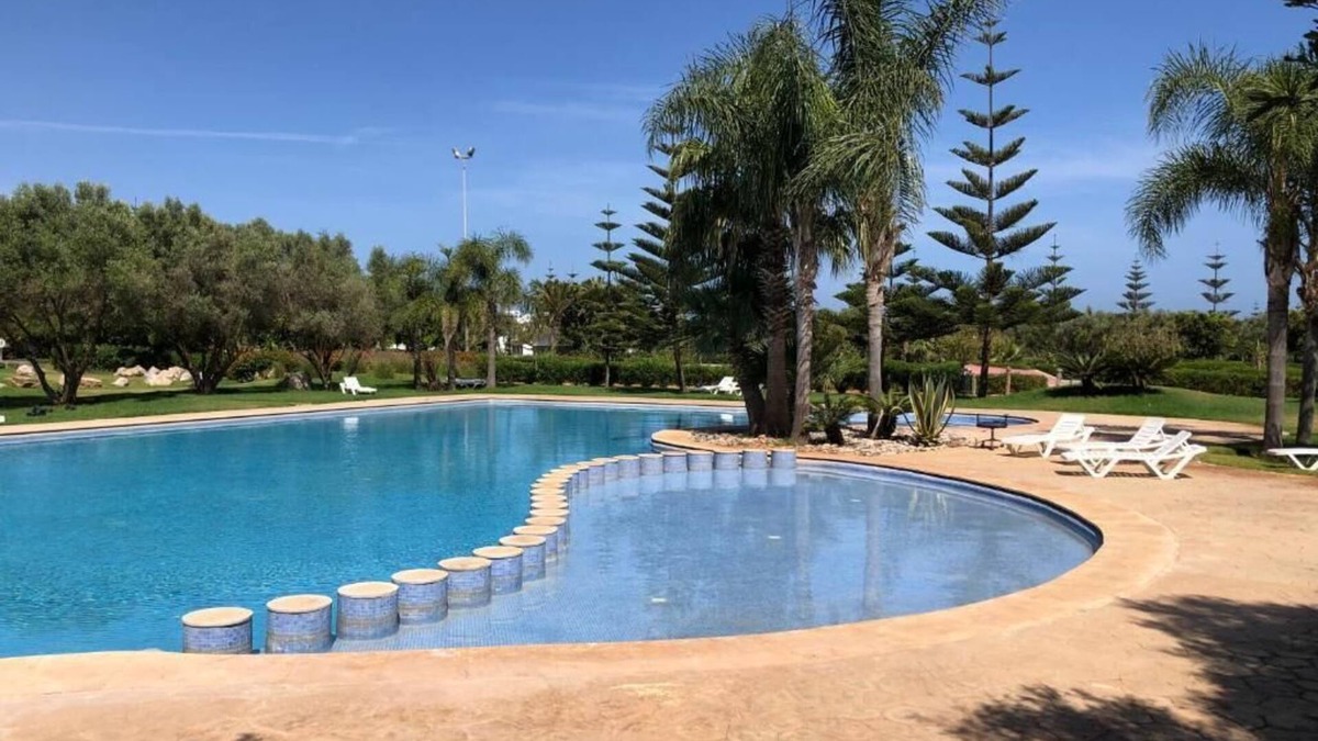 Cherrat Apartment | Appt with garden level 200m2,EDEN ISLAND, beach, swimming pools, security.