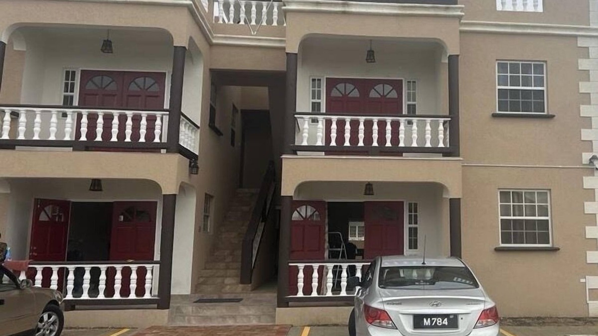 Enterprise House | Apt #1-Newly built apartments, great for families/friends, minutes walk to beach
