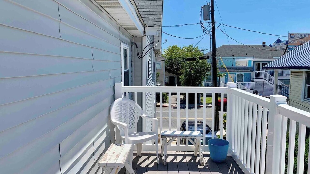 Ocean City Apartment | Apt C, 2 beds/1 bath.