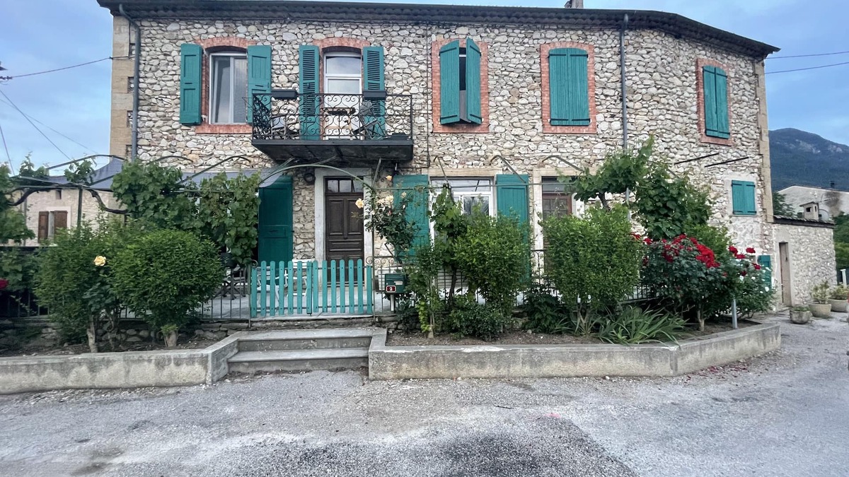 Menglon House | Apt de 75m2 Refait à Neuf au rdc Dune Maison Chic