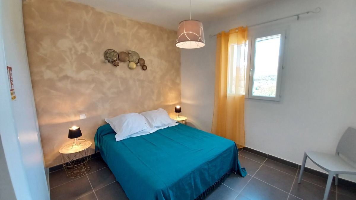 Galeria Apartment | Apt heated pool, wifi, 2 bedrooms, air conditioning, 7 min beach 1 min river