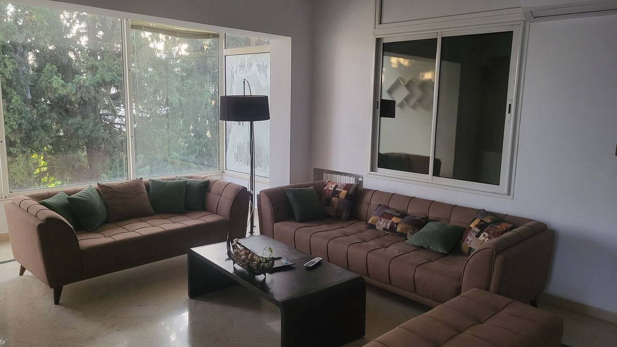 Aousja Apartment | Apt in La Marsa, 200m from the beach, with 3 bedrooms, bathroom and working jacuzzi.