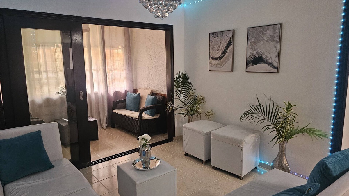 Santo Domingo Apartment | Apt in Santo Domingo, 3 bed, 2 free parks, WIFI/Close to the American embassy.